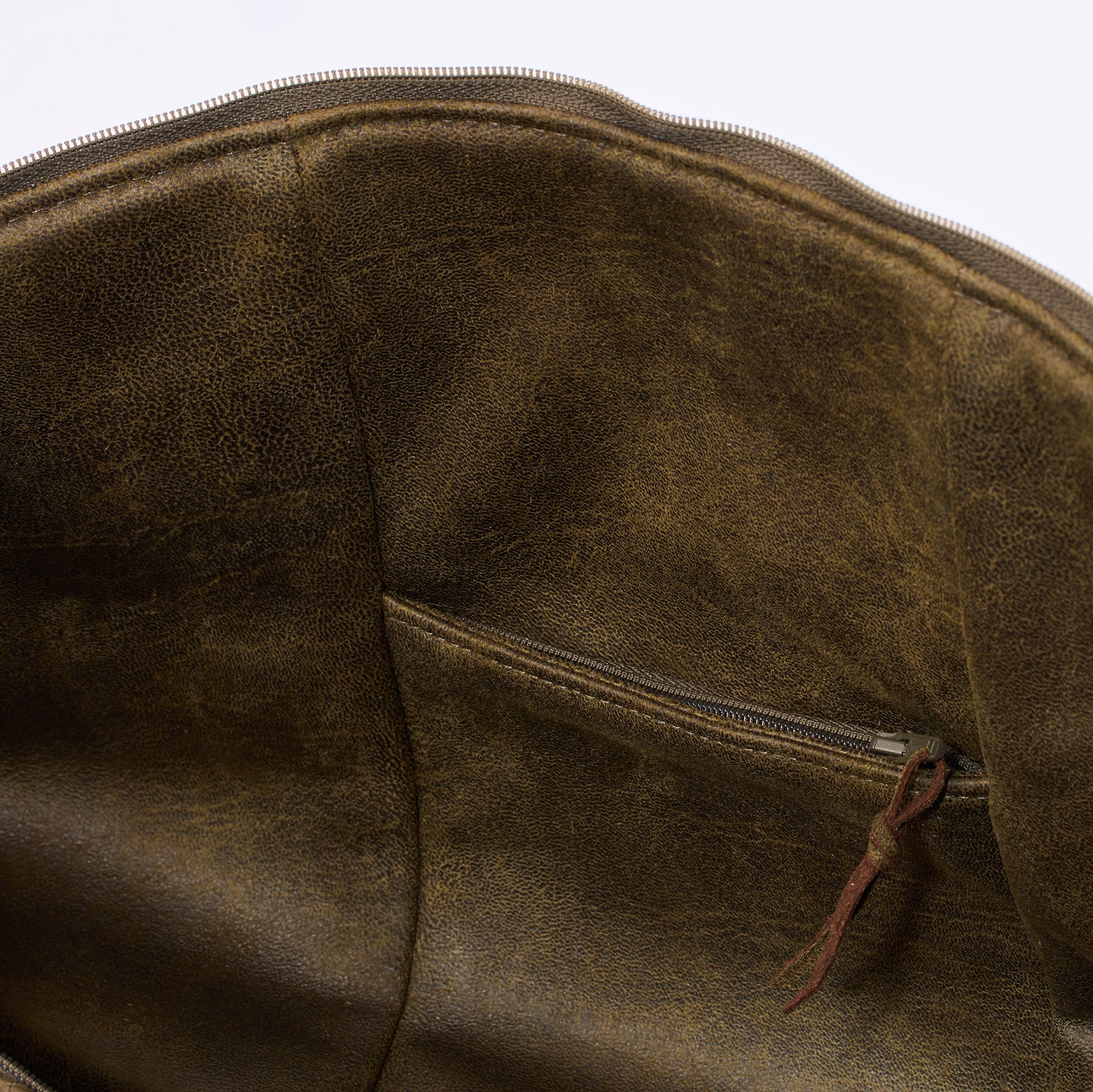 Travel Bag - Light Olive, Natural Leather (50 l)