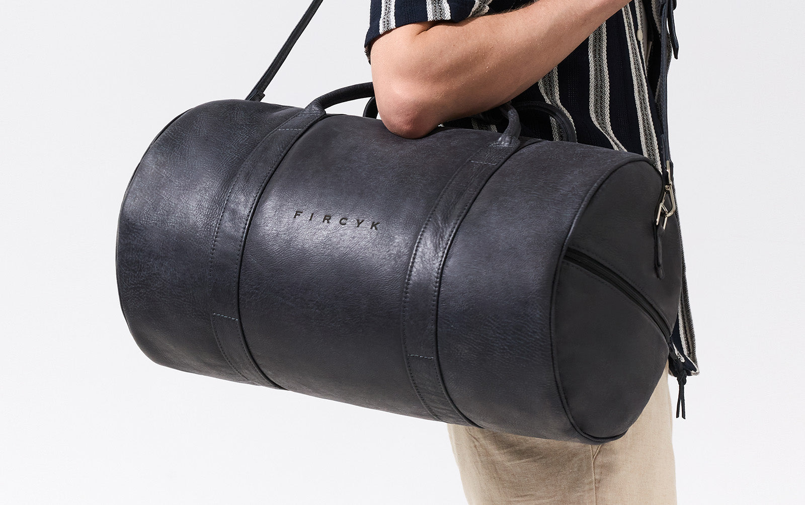 travel_bags_baner_04.jpg